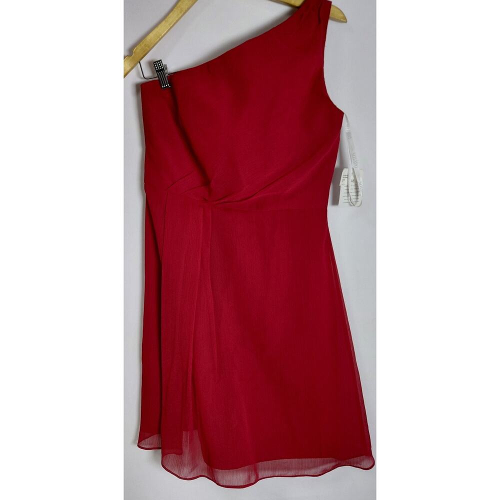 LR9 NWT David's Bridal One Shoulder Dress Solid Chiffon Knee Length Women Size 8